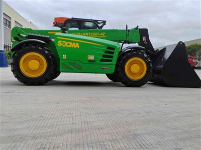 Сільськогосподарський телескопічний навантажувач SOCMA 3,5 тонни